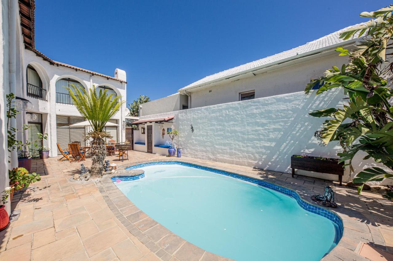 Big Blue Accommodation Bloubergstrand Extérieur photo